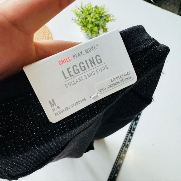 AERIE Chill Play Move Glitter Leggings Size Medium NWT - Picture 8 of 10